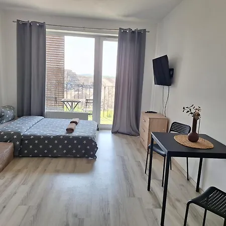 : Sporty Serenity * Pressburg